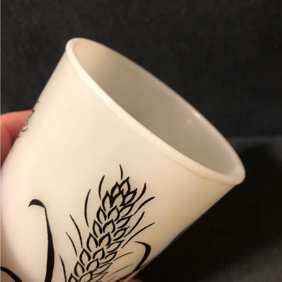 4 VTG Hazel Atlas Milk Glass Farmhouse Wheat Design Tumblers Drinking Glasses - Picture 7 of 10